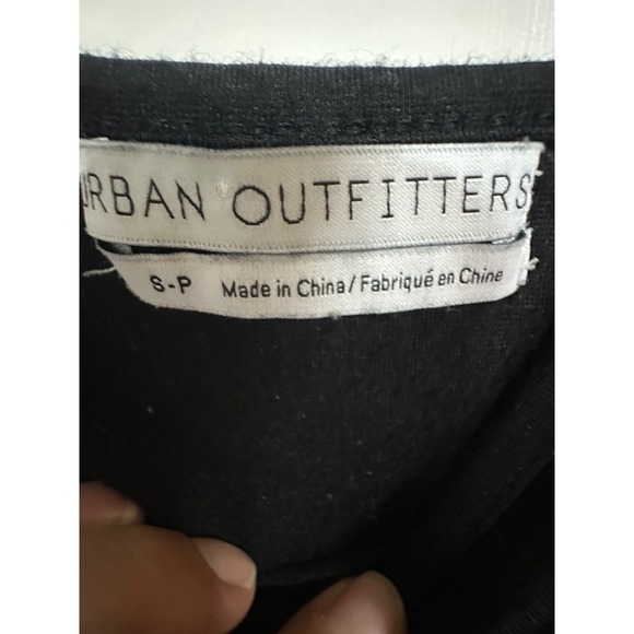 Urban Outfitters Bobbie Cut Out Cropped Tank Solid Black Size Small - Picture 4 of 5